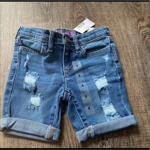 🌟The Children’s Place Girls Roll-Cuff Destructed Denim Skimmer Shorts